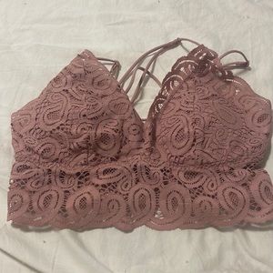 Pink bra size: m uncommonly used